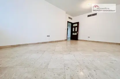 Empty Room image for: Apartment - 2 Bedrooms - 2 Bathrooms for rent in Ben Karm Tower - Hamdan Street - Abu Dhabi, Image 1