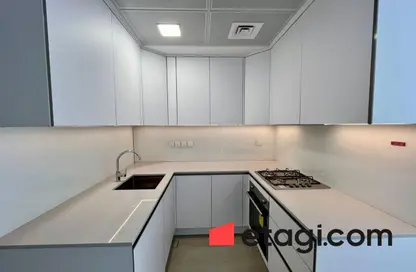 شقة - 1 حمام للايجار في لوما 22 - الضاحية 10 - قرية الجميرا سركل - دبي