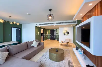 Apartment - 1 Bedroom - 2 Bathrooms for rent in Sky Gardens - DIFC - Dubai
