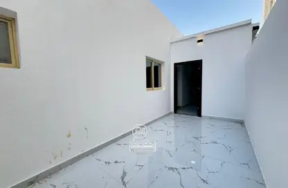 شقة - 2 غرف نوم - 2 حمامات للايجار في مدينة الرياض - أبوظبي