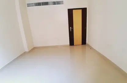 شقة - غرفة نوم - 1 حمام للايجار في بناية البطينة 9 - البطينة - الشارقة
