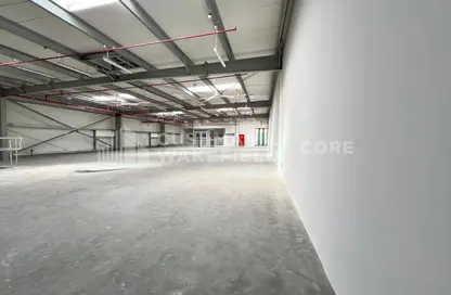 Warehouse - Studio for rent in Al Warsan 1 - Al Warsan - Dubai
