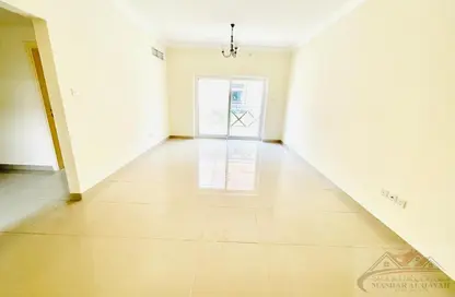 Apartment - 4 Bedrooms - 4 Bathrooms for rent in Muwaileh 3 Building - Muwaileh - Sharjah