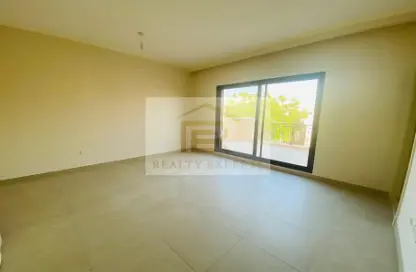 Empty Room image for: Villa - 4 Bedrooms - 5 Bathrooms for rent in Meadows 5 - Meadows - Dubai, Image 1