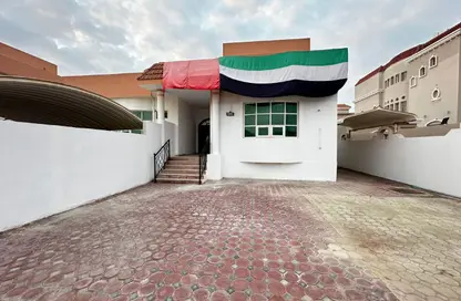 شقة - غرفة نوم - 1 حمام للايجار في مدينة شخبوط - أبوظبي