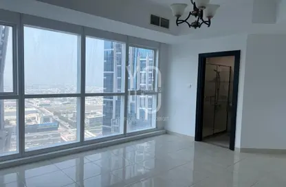 Empty Room image for: Apartment - 1 Bathroom for rent in The Court Tower - Business Bay - Dubai, Image 1