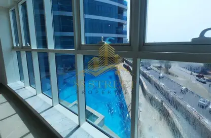 Apartment - 4 Bedrooms - 4 Bathrooms for rent in Al Sahel Towers - Corniche Road - Abu Dhabi