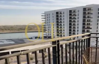 Balcony image for: Apartment - 3 Bedrooms - 3 Bathrooms for rent in Waters Edge - Yas Island - Abu Dhabi, Image 1
