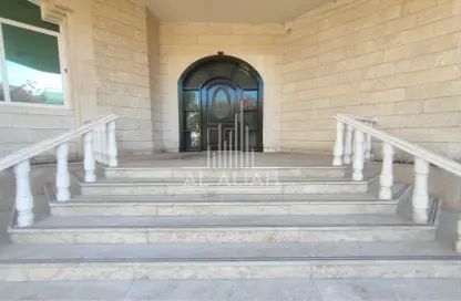 Stairs image for: Villa - 7 Bedrooms for rent in Al Bateen - Abu Dhabi, Image 1