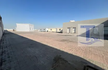أرض - استوديو للايجار في المدينة الصناعية في أبوظبي - مصفح - أبوظبي