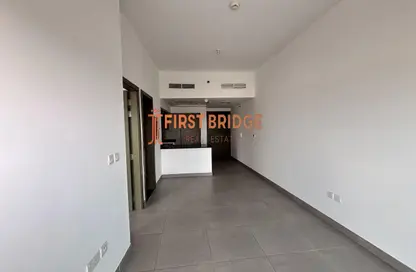 شقة - غرفة نوم - 2 حمامات للايجار في بيلا روز - حديقة دبي العلميه - دبي