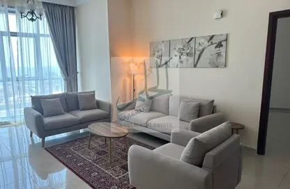شقة - غرفة نوم - 2 حمامات للايجار في مساكن كورنيش عجمان - طريق كورنيش عجمان - عجمان