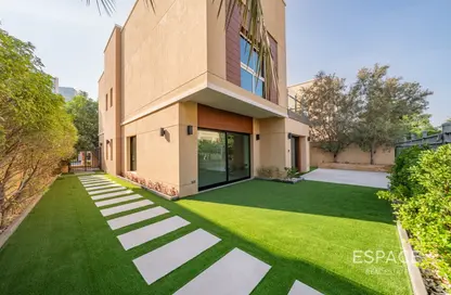 Villa - 4 Bedrooms - 5 Bathrooms for sale in Villa Lantana 1 - Villa Lantana - Dubai Science Park - Dubai