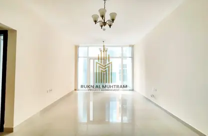 Apartment - 1 Bedroom - 2 Bathrooms for rent in Hajar Building - Muwaileh Commercial - Sharjah