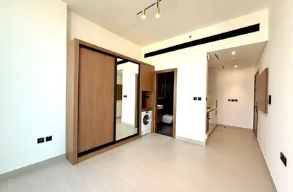 Apartment - Studio - 1 Bathroom for rent in Binghatti House - Jumeirah Village Circle - Dubai