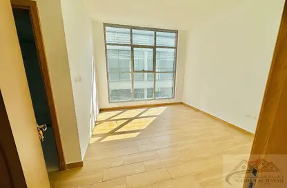 Apartment - 2 Bedrooms - 3 Bathrooms for rent in Muweileh Community - Muwaileh Commercial - Sharjah