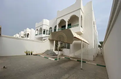 Villa - 4 Bedrooms - 4 Bathrooms for rent in Al Ain Ladies Club - Al Markhaniya - Al Ain