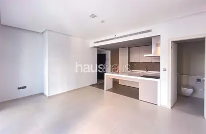 Apartment - 1 Bedroom - 2 Bathrooms for rent in West Avenue Tower - Dubai Marina - Dubai