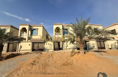 فيلا - 4 غرف نوم - 6 حمامات للبيع في الحليو 1 - الحليو - عجمان