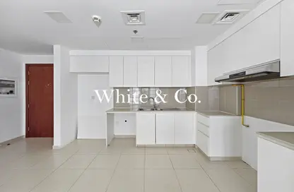 Apartment - 2 Bedrooms - 2 Bathrooms for sale in Zahra Apartments 2B - Zahra Apartments - Town Square - Dubai