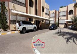 Apartment - 3 bedrooms - 3 bathrooms for rent in Hai Al Qalaa - Al Jaheli - Al Ain
