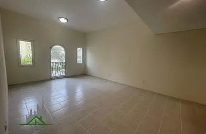 شقة - 2 غرف نوم - 3 حمامات للبيع في مبنى 110 - طراز حديث - ديسكفري جاردنز - دبي