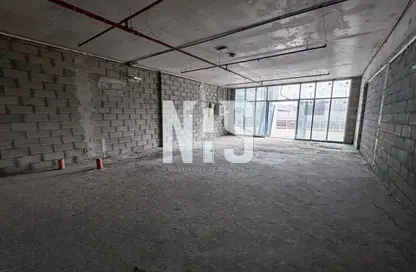 Shop - Studio for rent in Al Raha Lofts - Al Raha Beach - Abu Dhabi