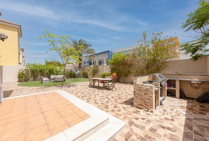 15868000 - صورة العقار 2