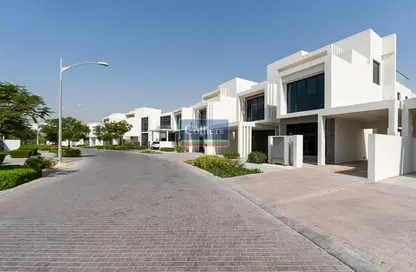 Villa - 6 Bedrooms - 7 Bathrooms for sale in Belair Damac Hills - By Trump Estates - DAMAC Hills - Dubai