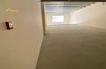 Warehouse - Studio - 1 Bathroom for rent in Al Jurf 1 - Al Jurf - Ajman Downtown - Ajman