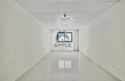 Apartment - Studio - 1 Bathroom for rent in Muwaileh 3 Building - Muwaileh - Sharjah