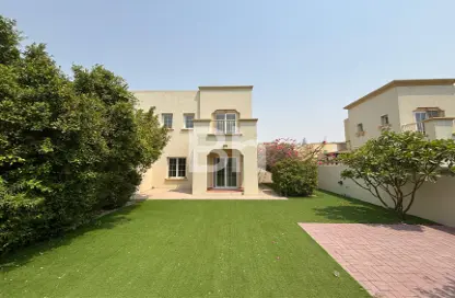 Villa - 2 Bedrooms - 3 Bathrooms for rent in Springs 12 - The Springs - Dubai