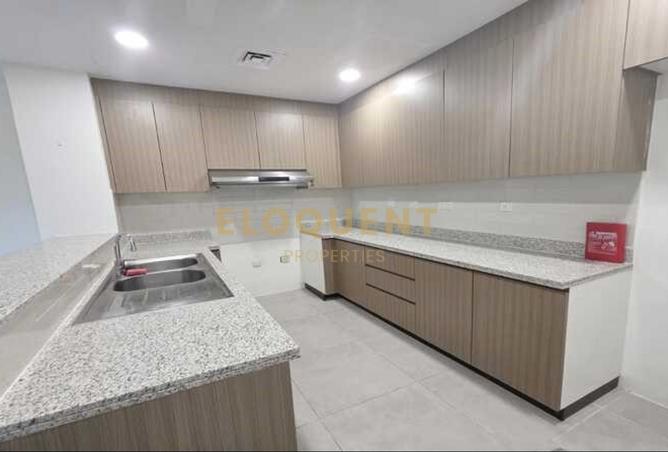 15722000 - Property Image 3