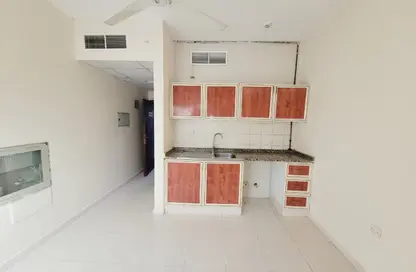 Apartment - Studio - 1 Bathroom for rent in Fire Station Road - Muwaileh - Sharjah
