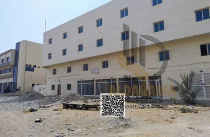 Warehouse - Studio - 4 Bathrooms for sale in Umm Al Thuoob - Umm Al Quwain