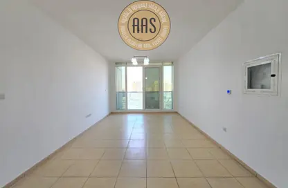 Apartment - 2 Bedrooms - 3 Bathrooms for rent in Al Zarooni - Al Mamzar - Deira - Dubai