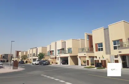 Townhouse - 4 Bedrooms - 5 Bathrooms for rent in Villa Lantana 2 - Villa Lantana - Al Barsha - Dubai