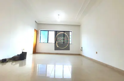 Empty Room image for: Apartment - 3 Bedrooms - 3 Bathrooms for rent in Sheikh Ahmed Bin Mubarak Building - Corniche Road - Abu Dhabi, Image 1