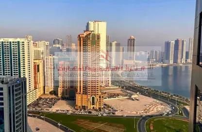 Apartment - 3 Bedrooms - 3 Bathrooms for rent in Beach Tower 2 - Al Khan Lagoon - Al Khan - Sharjah