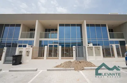 Townhouse - 2 Bedrooms - 3 Bathrooms for rent in Rukan 3 - Dubai Land - Dubai