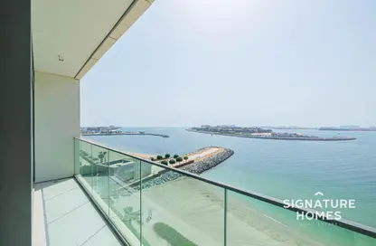 Apartment - 1 Bedroom - 1 Bathroom for sale in Beach Vista - EMAAR Beachfront - Dubai Harbour - Dubai