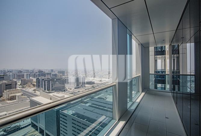 شقة - 2 غرف نوم - 3 حمامات للايجار في برج السلام - شارع الشيخ زايد - دبي