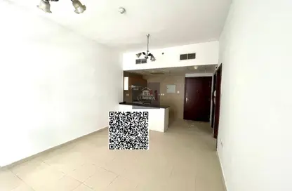 شقة - غرفة نوم - 2 حمامات للبيع في الشارقة جاردن سيتي - الشارقة