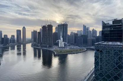شقة - 1 حمام للايجار في بريفه باي داماك (ايه) - داماك مايسون برايف - الخليج التجاري - دبي