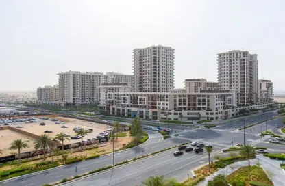 Apartment - 2 Bedrooms - 2 Bathrooms for rent in Hayat Boulevard-2A - Hayat Boulevard - Town Square - Dubai