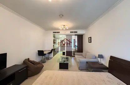 Apartment - Studio - 1 Bathroom for rent in Goldcrest Executive - JLT Cluster C - Jumeirah Lake Towers - Dubai