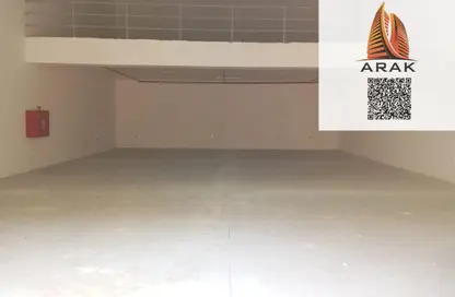 مستودع - استوديو - 1 حمام للايجار في الجرف الصناعية 3 - الجرف الصناعية - عجمان