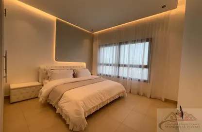 Apartment - 3 Bedrooms - 5 Bathrooms for sale in Al Khan Corniche - Al Khan - Sharjah Apartment - 3 Bedrooms - 5 Bathrooms for sale in Al Khan Corniche - Al Khan - Sharjah
