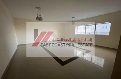 Apartment - 3 Bedrooms - 4 Bathrooms for rent in Downtown Fujairah - Fujairah