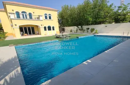 Villa - 4 Bedrooms - 5 Bathrooms for rent in Legacy - Jumeirah Park - Dubai